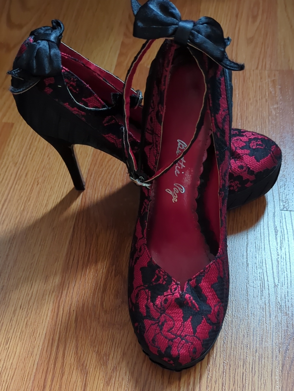 Bettie Page Size 8 Mary Jane Heels